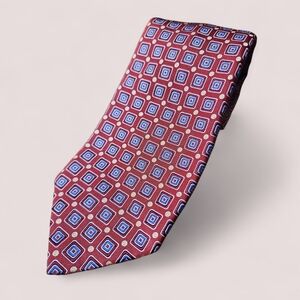DANIEL CREMIEUX | Handmade Standard Silk Red and Blue Diamond Pattern Tie